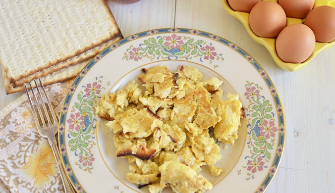 Classic Matzo Brei via littleferrarokitchen.com Classic Matzo Brei via littleferrarokitchen.com