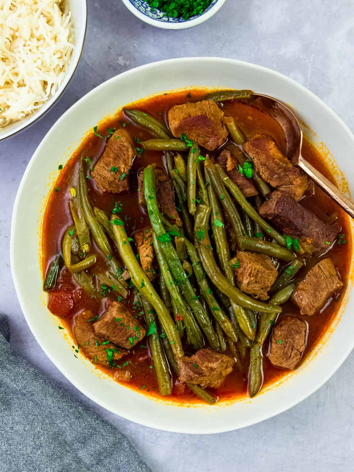 Turkish green bean stew with meat and tomatoes.