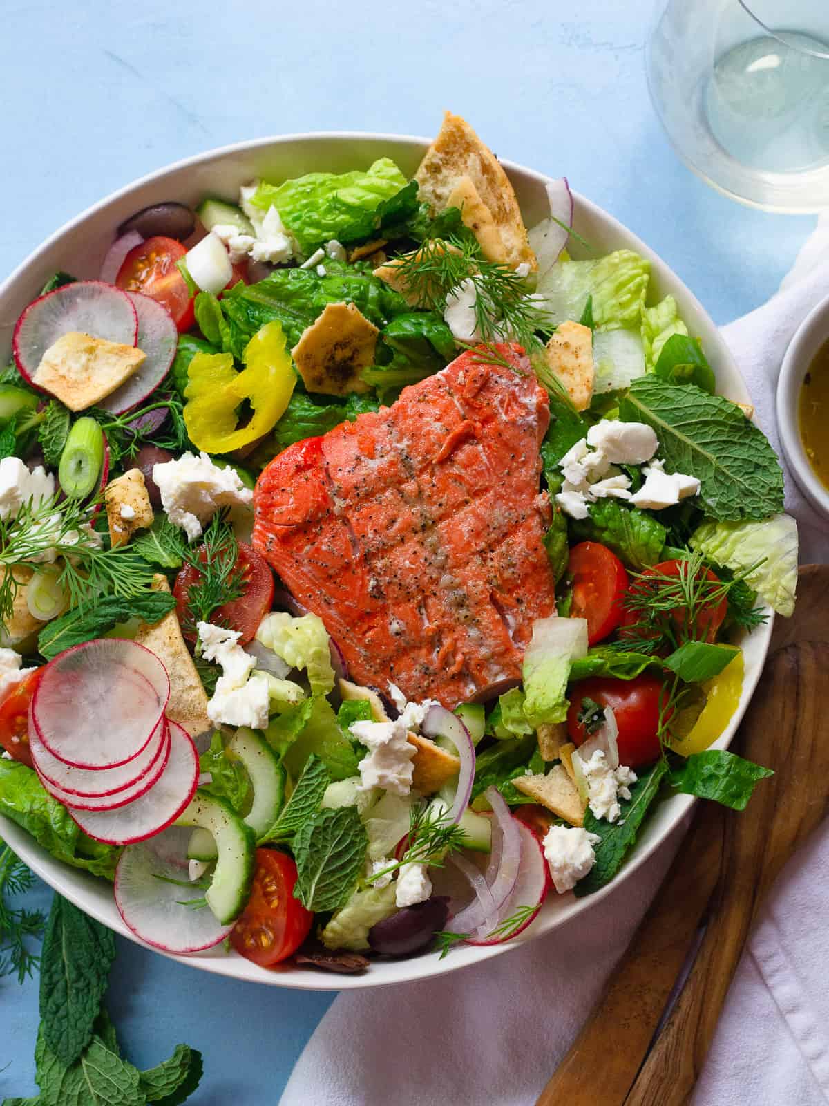 Greek salmon salad recipe with fresh mint and red wine dressing.