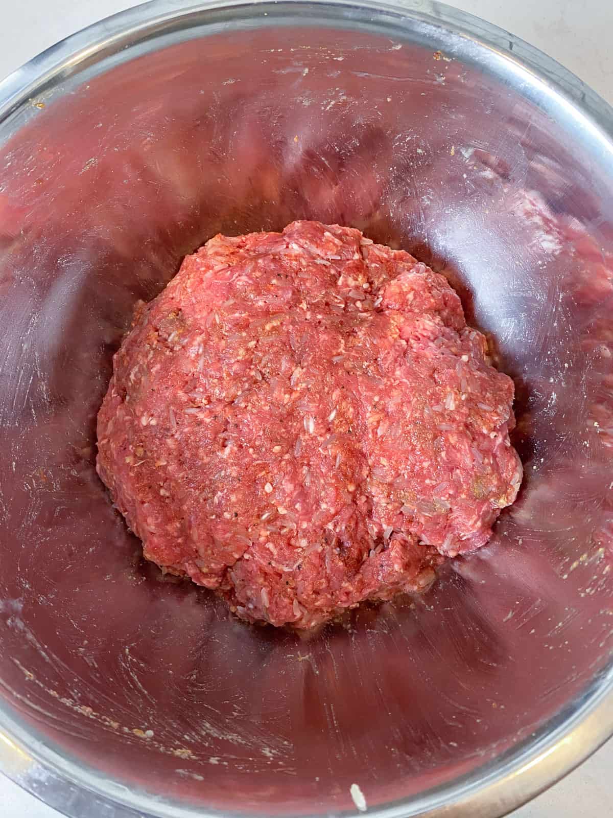 Mix the ground beef mixture until well combined.
