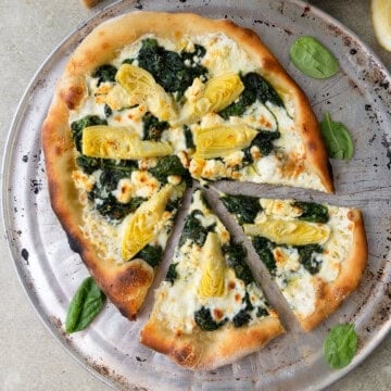 Spinach and feta pizza recipe.