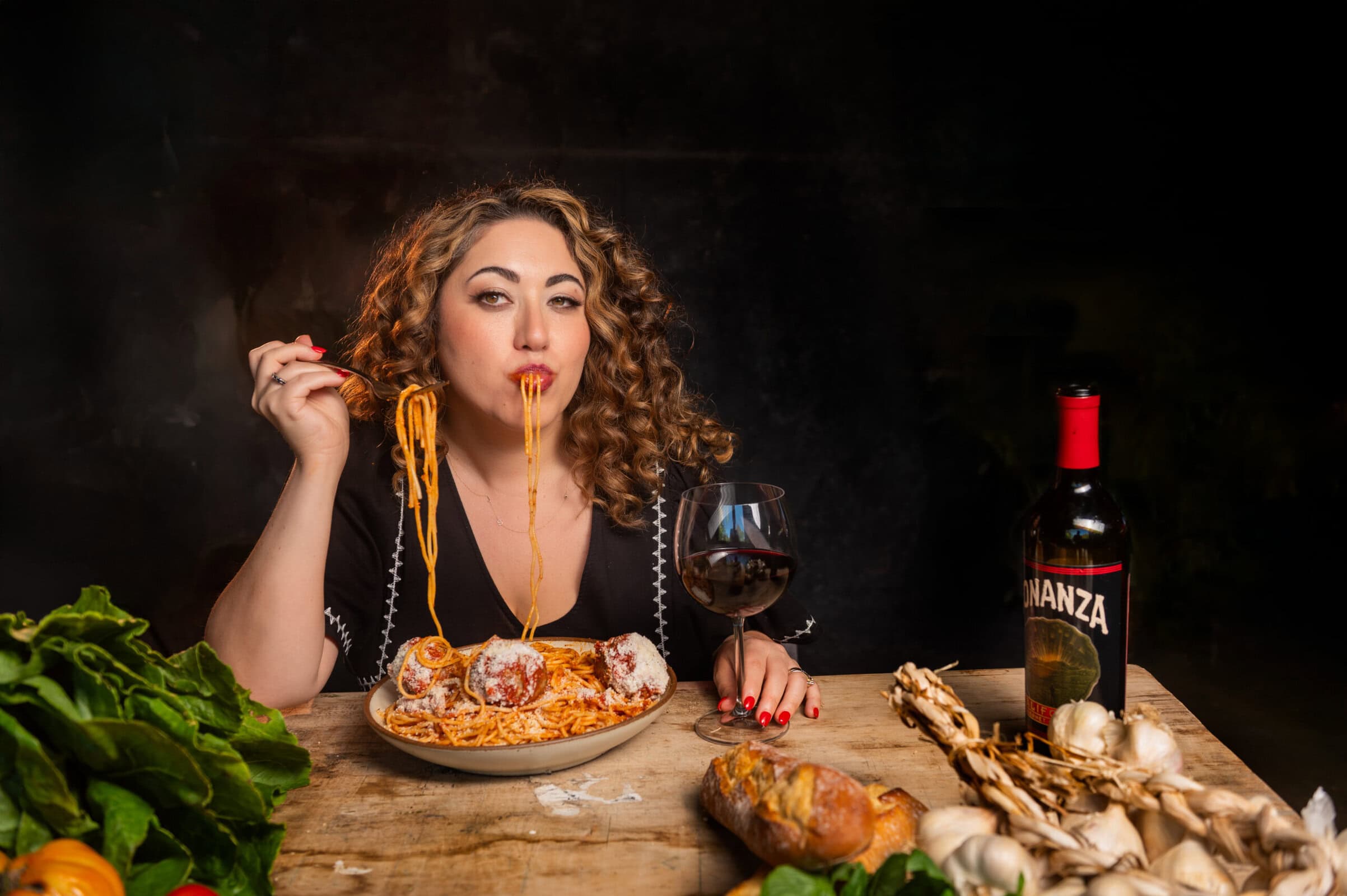 Samantha Ferraro eating pasta.